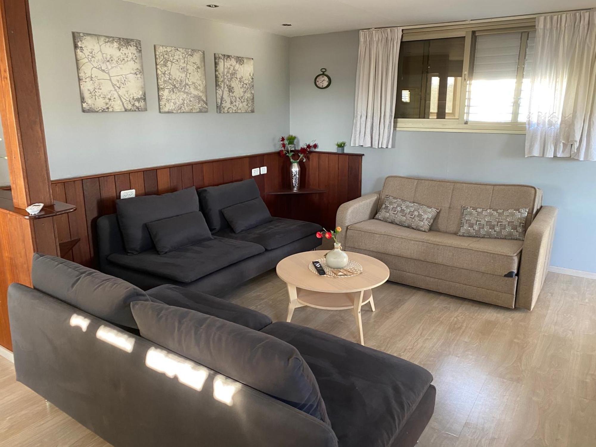 בין יער לים Villa Shelomi Exterior foto